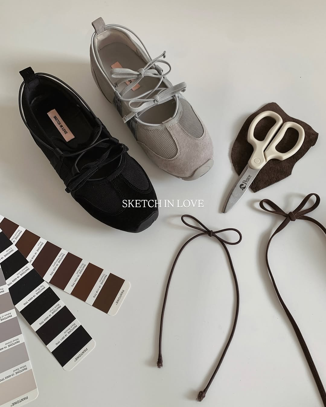 🇰🇷Sketch in love - Ribbon Mood Sneakers