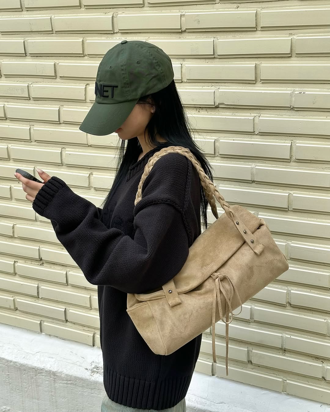 RIBBON-DETAIL SHOULDER BAG