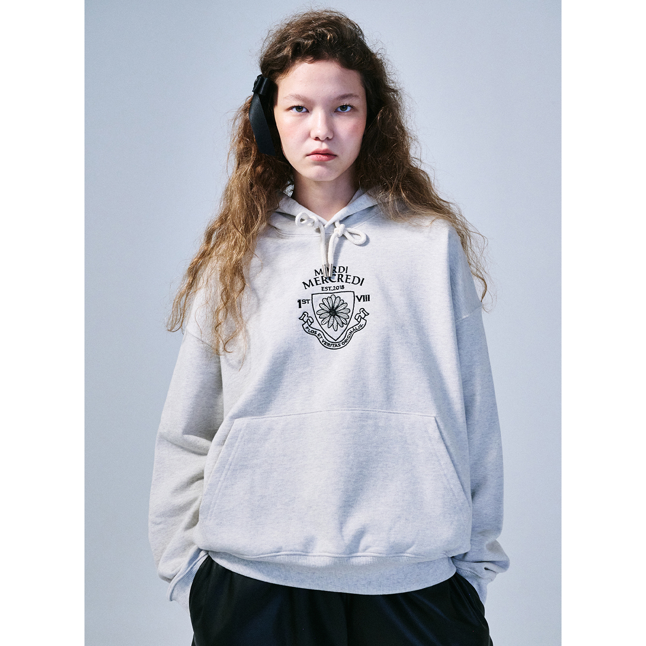 HOODY ALUMNI SMALL EMBLEM NEEDLEWORK