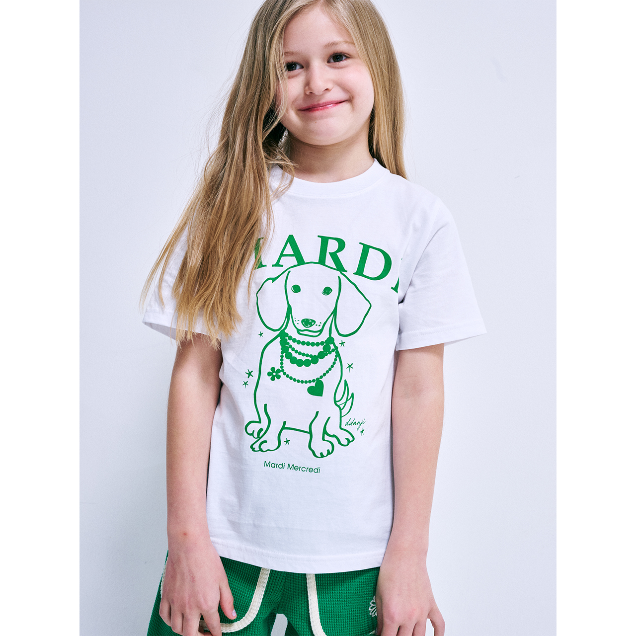 KIDS TSHIRT PEARL NECKLACE SWING THE TAIL DDANJI