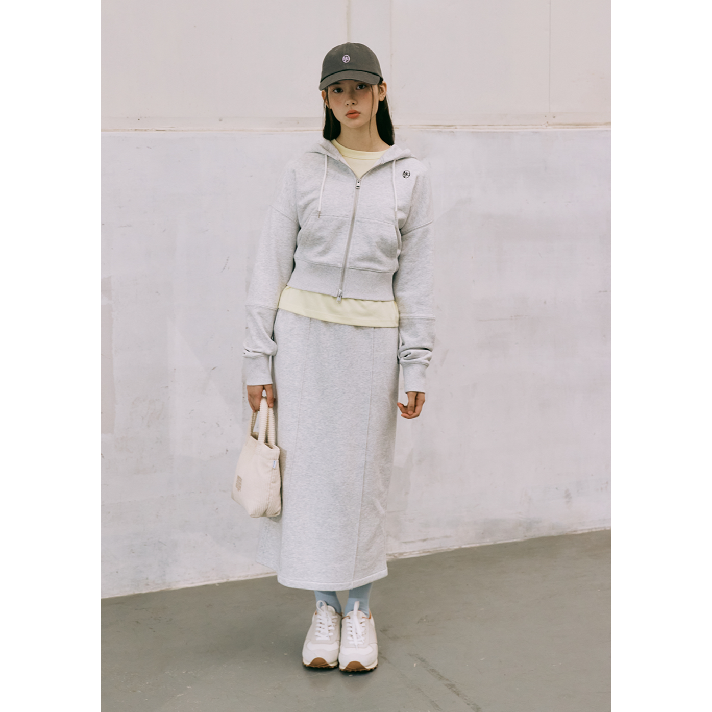W CIRCLE LOGO SWEAT SKIRT