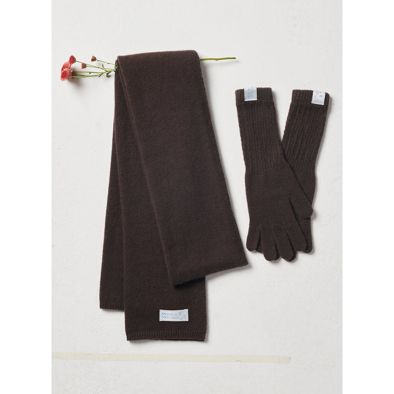 CASHMERE BLENDED MUFFLER GLOVES SET