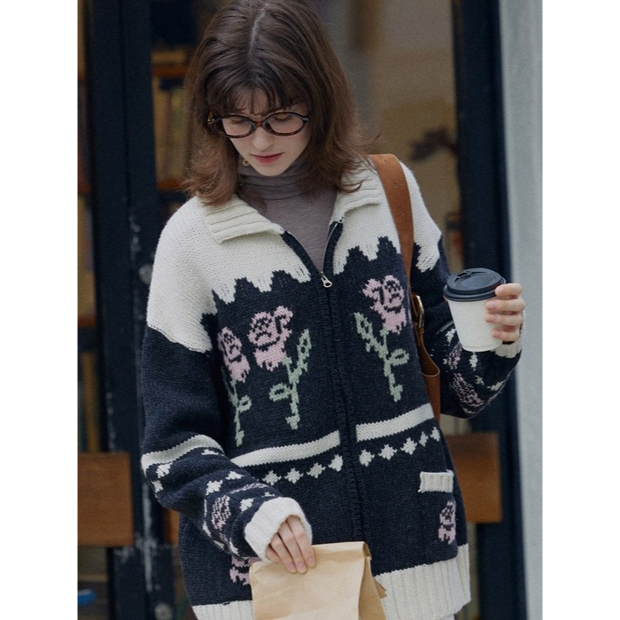 [Holiday Edition] Rose Flower Jacquard Knit Wool Zip-up