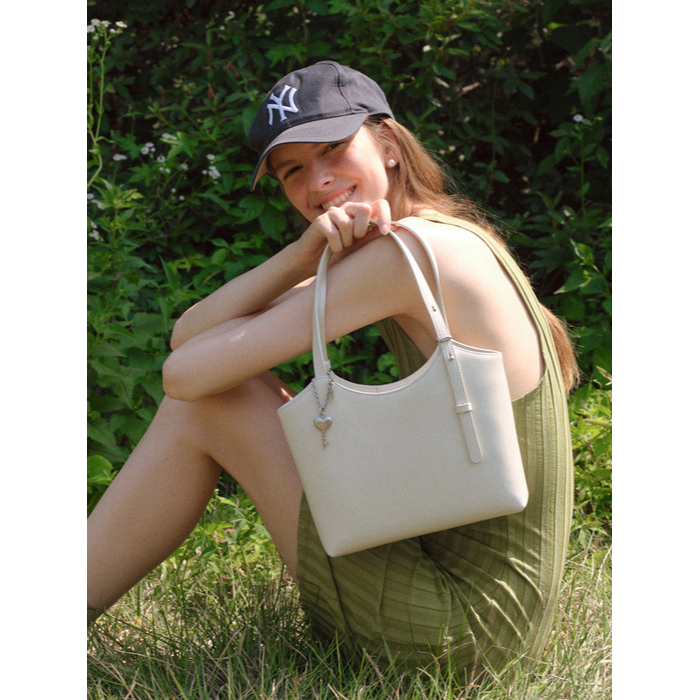 90 Veneta Bag Small