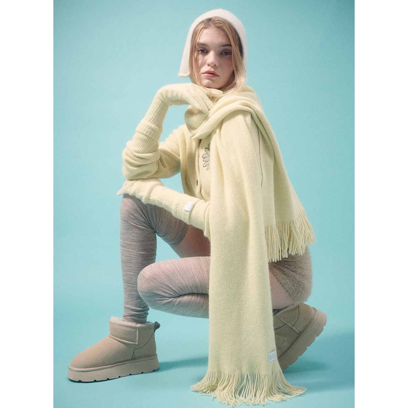 RACCOON BLENDED MUFFLER FRINGE