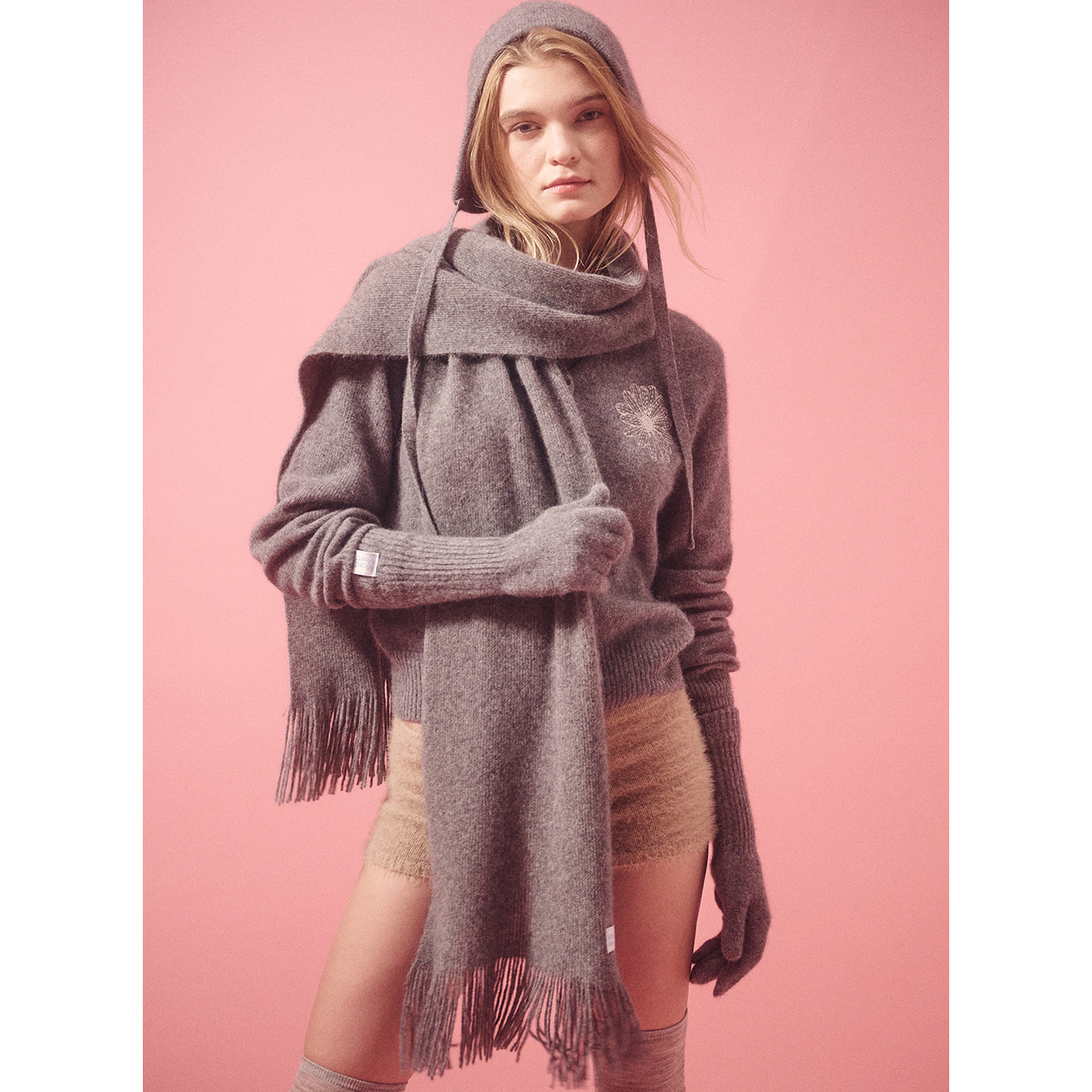 RACCOON BLENDED MUFFLER FRINGE