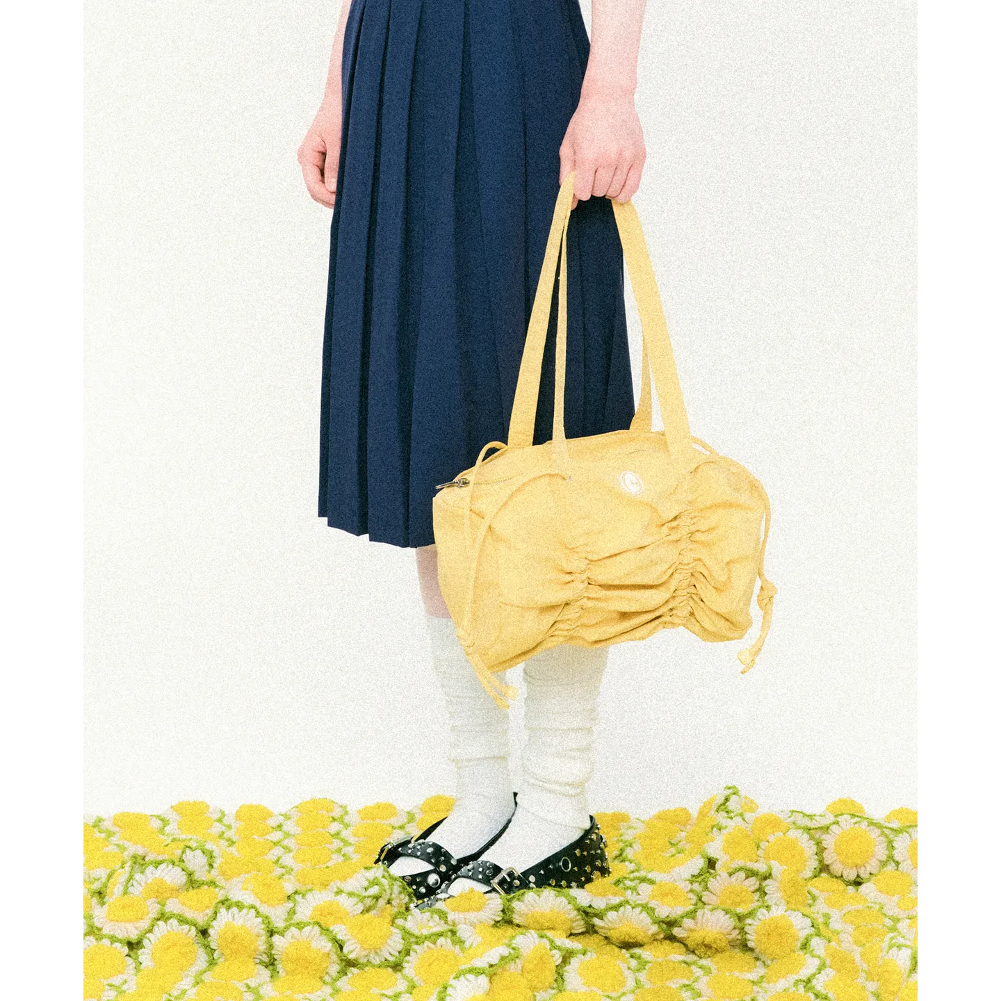 Hammer String Shoulder Bag