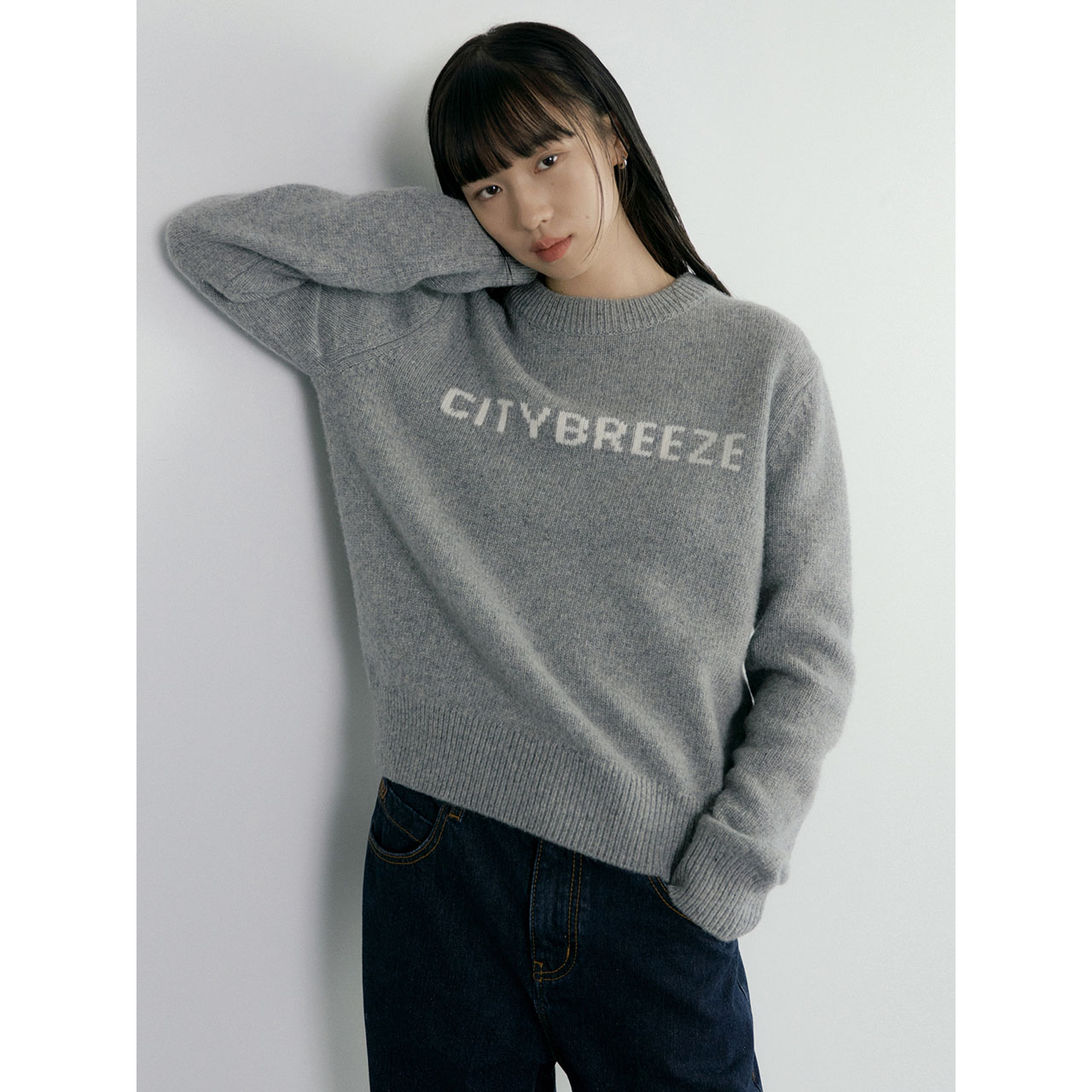 ESSENTIAL LAMBSWOOL LETTERING LOGO KNIT