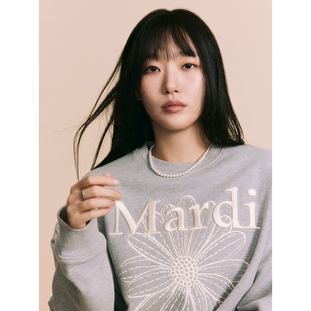 (2025) SWEATSHIRT FLOWERMARDI NEEDLEWORK