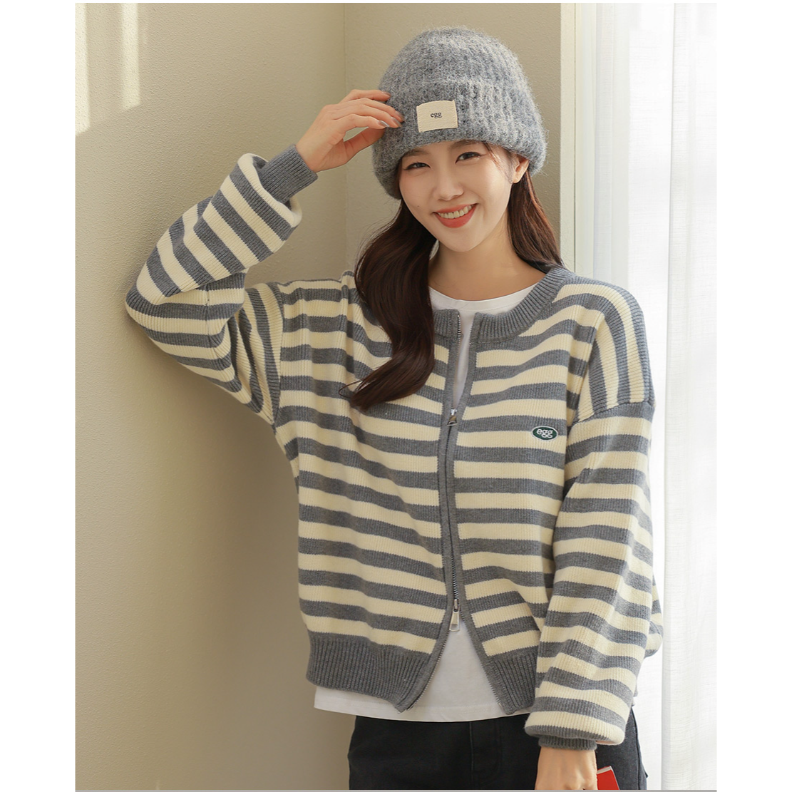Cosegg Embroidery Two Way Knit Zip-up Cardigan