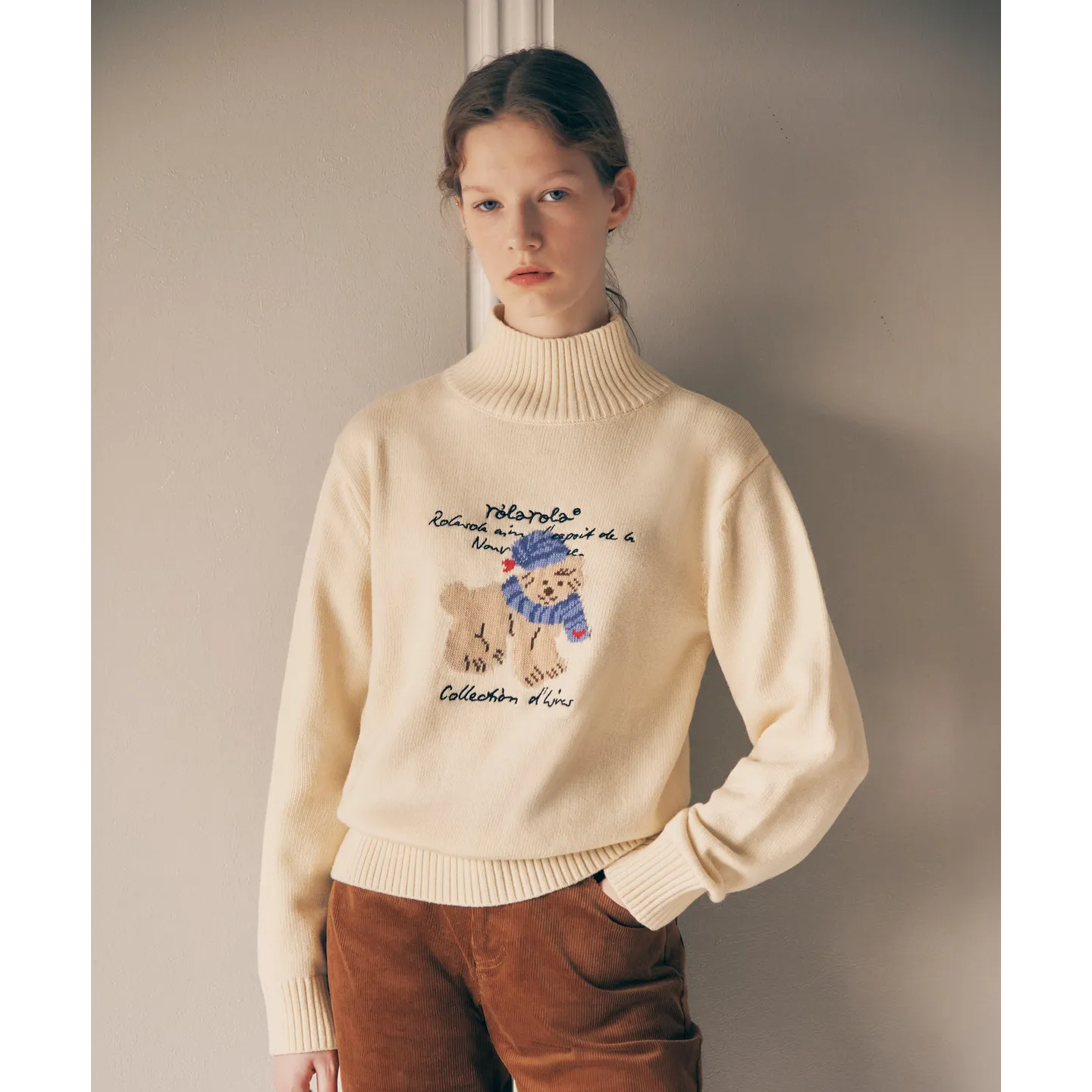 PUPPY JACQUARD HIGH NECK KNIT