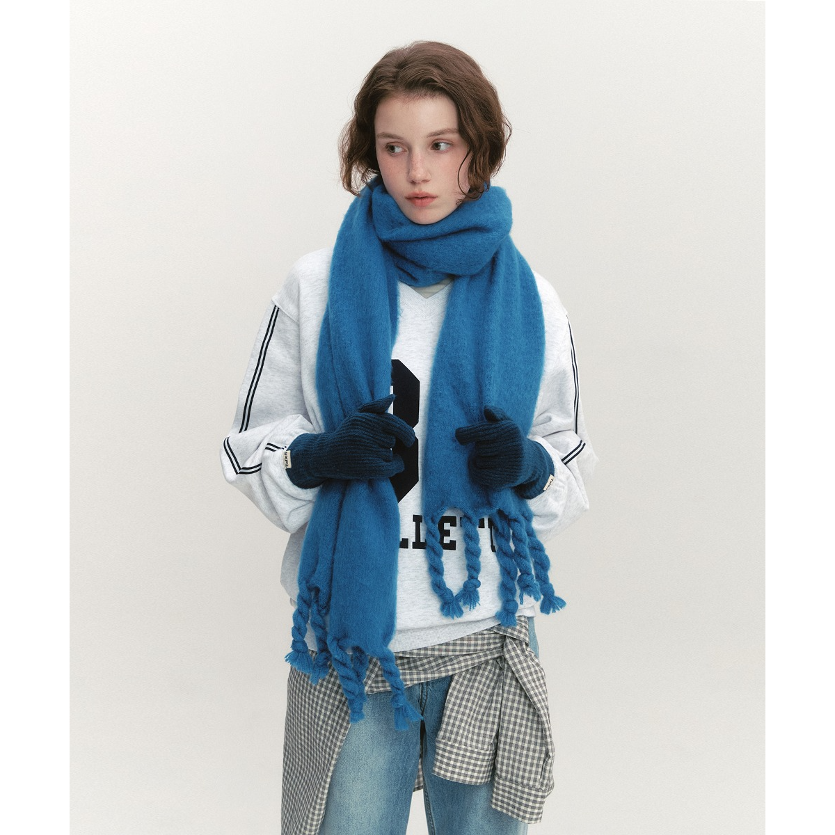 OVERSIZED STORY LOGO MUFFLER