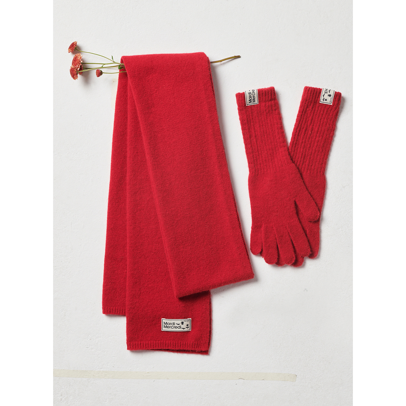 CASHMERE BLENDED MUFFLER GLOVES SET
