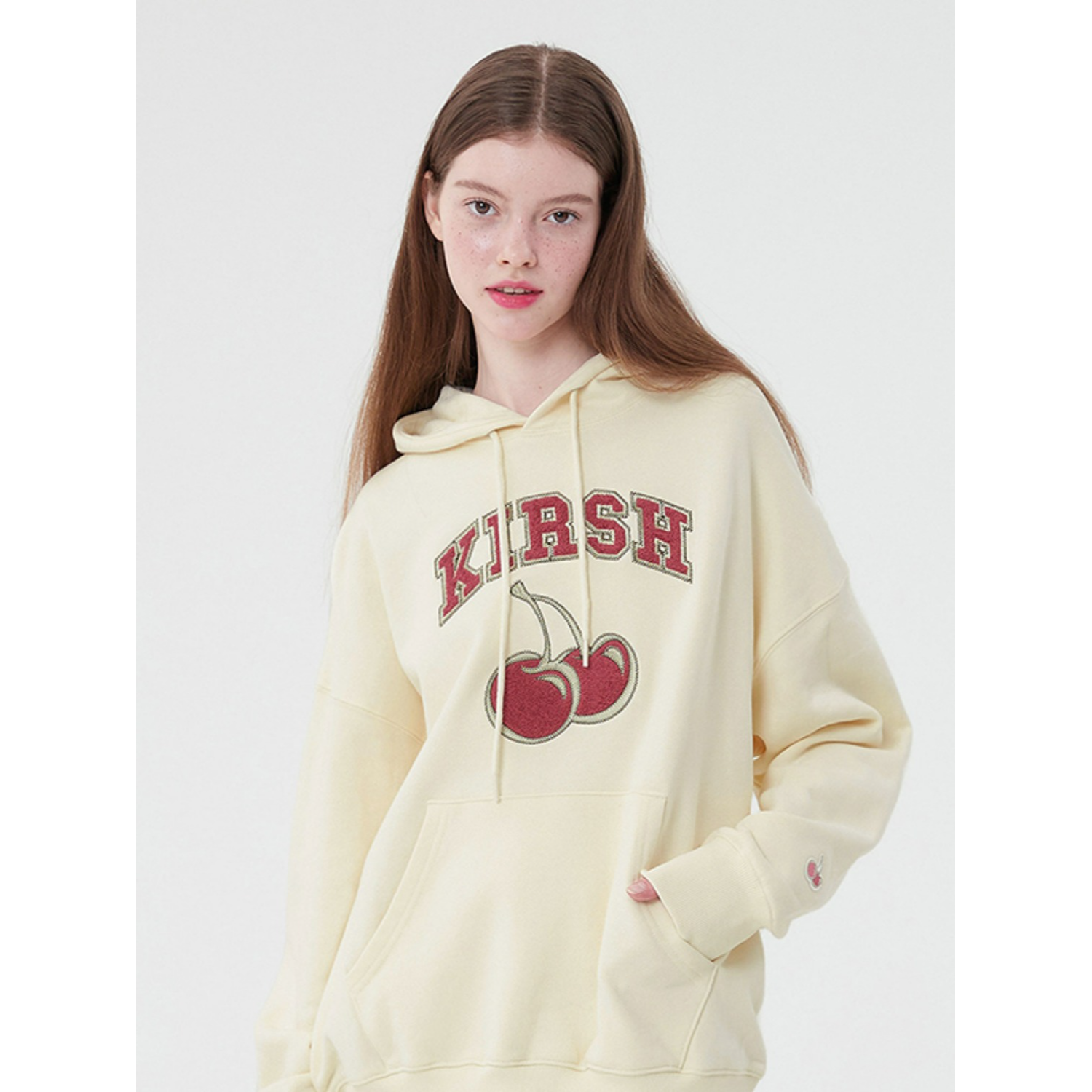 ARCH LOGO CHERRY HOODIE