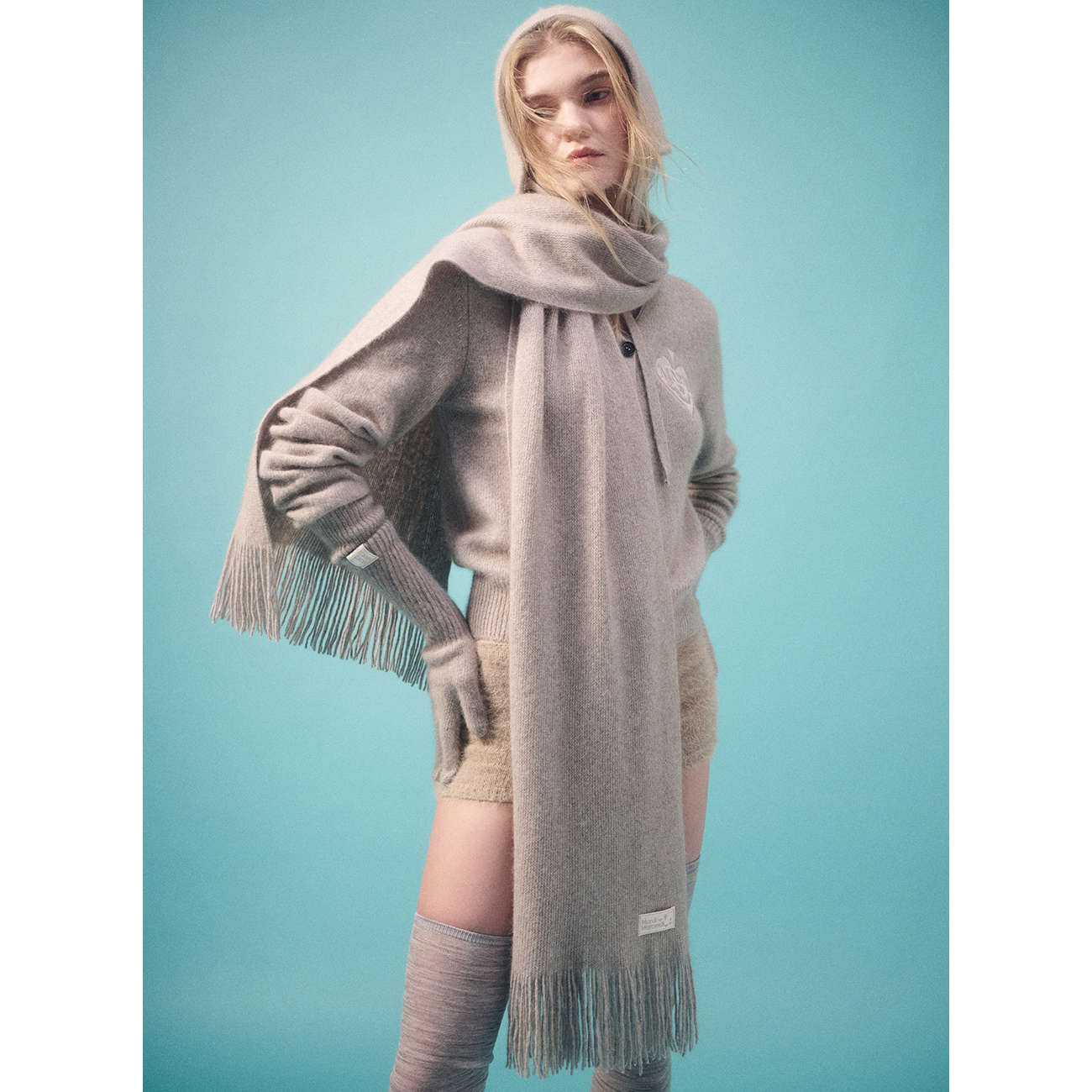 RACCOON BLENDED MUFFLER FRINGE