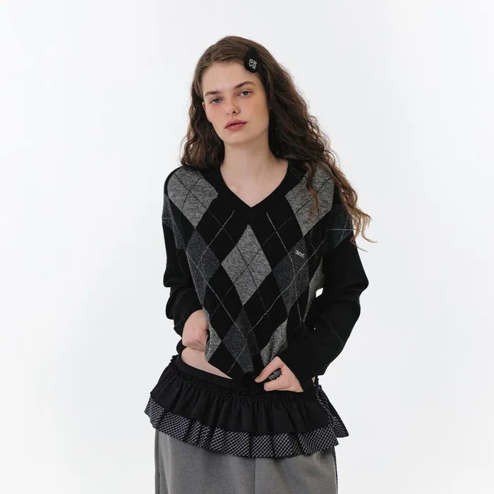 MOMO ARGYLE KNIT