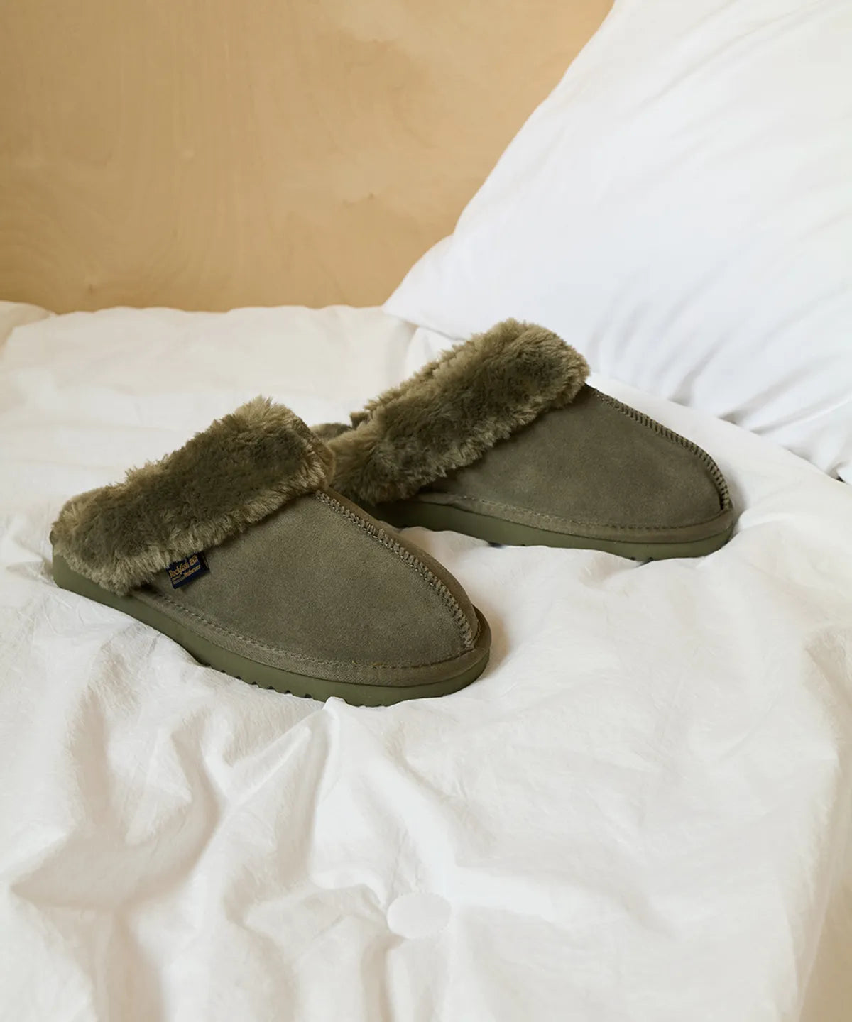 [2025] NEW ORIGINAL WINTER SLIPPERS