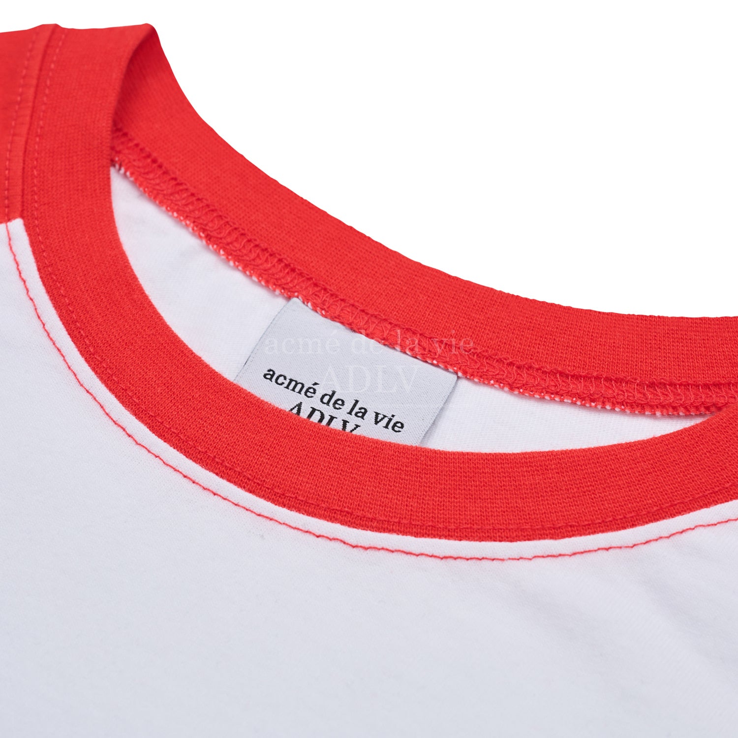 [Acmé de la Vie] ADLV X LISA TWINKLE SCRIPT LOGO CROP SHORT SLEEVE T-SHIRT - RED