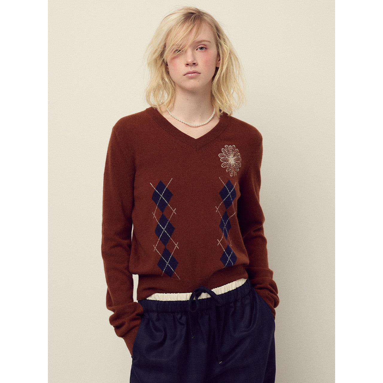 CASHMERE BLENDED V NECK ARGYLE