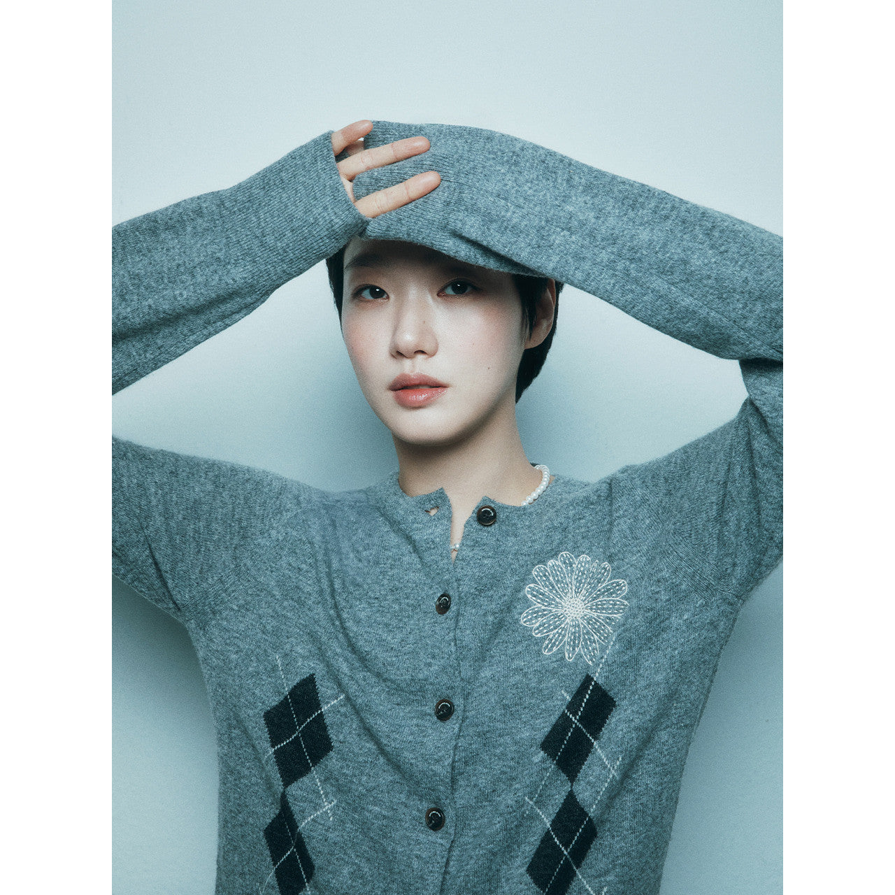 CASHMERE BLENDED CARDIGAN ROUND NECK ARGYLE